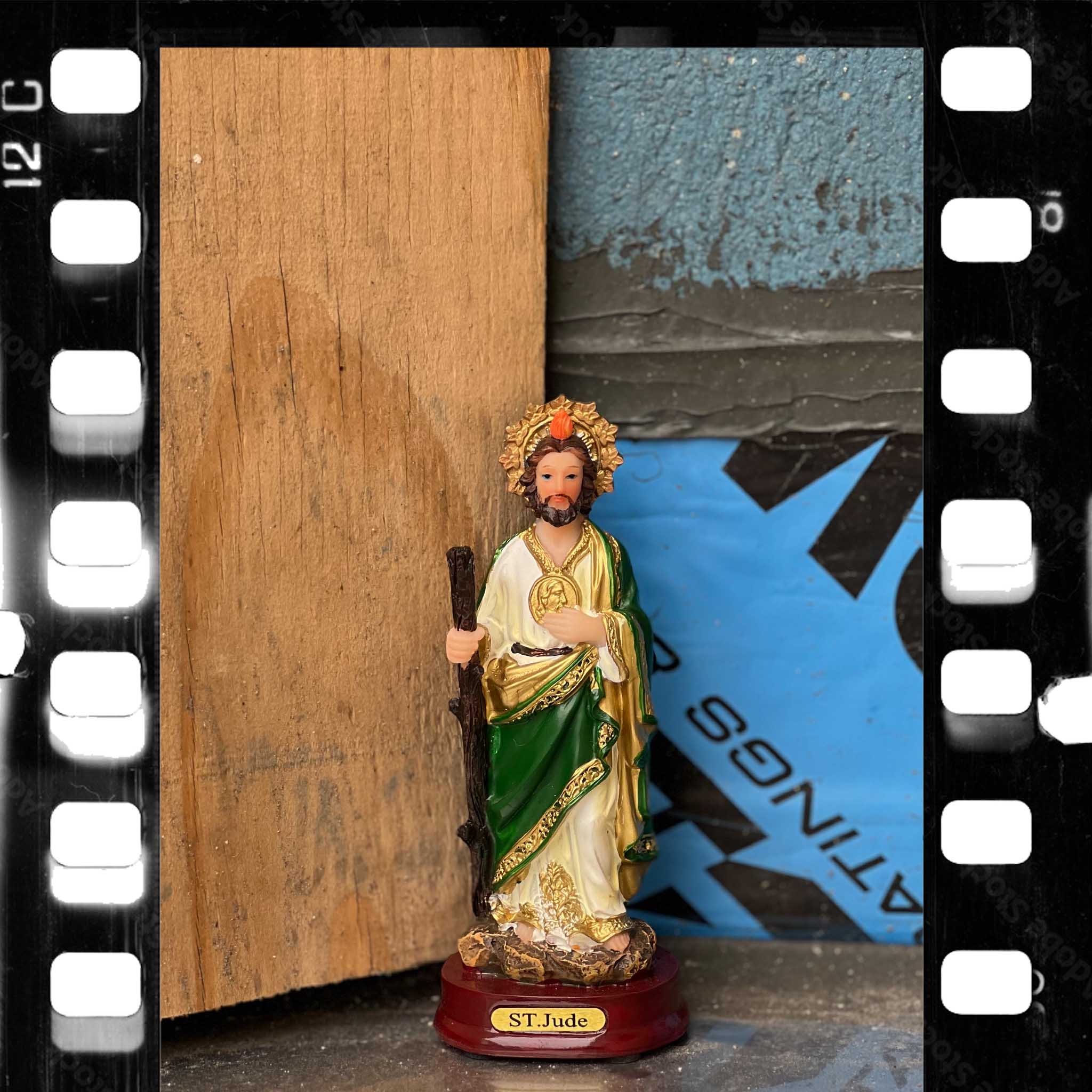 Reclaimed San Judas Tadeo 5.5" Nacro Saint Figurine, St. Judas Narcosaint Statue, San Juditas Narcosanto Estatua, Saint Jude Narco Santo Figurilla